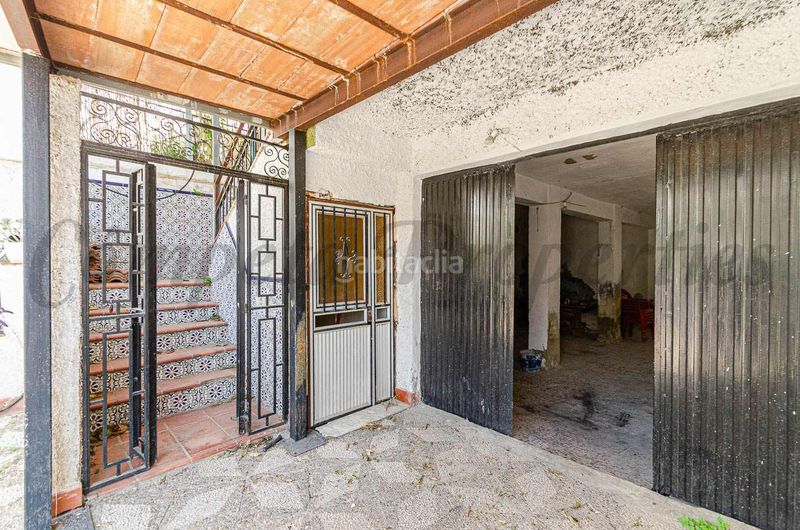 Foto 529658d4-dbff-4fb7-9841-f135d7f7c0d9. Casa adossada amb aparcament a Cómpeta
