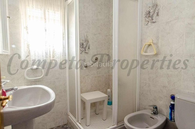 Foto aa6974bd-c525-42c2-83b0-f089dd84cbda. Casa adossada a Cómpeta