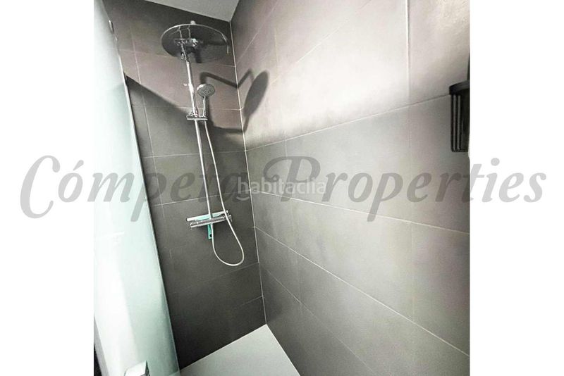 Foto 748c88da-4ca6-4b84-960f-619e65f27b1b. Apartament amb aparcament piscina a Velilla - Velilla Taramay Almuñécar