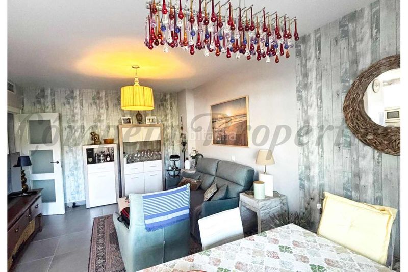 Foto 989e18a0-cab2-49b0-80e6-48229643e619. Apartament amb aparcament piscina a Velilla - Velilla Taramay Almuñécar