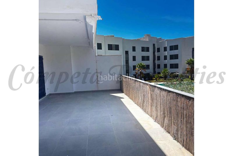 Foto e0669616-745b-4b60-a5f2-6a0c357e5dd8. Apartament amb aparcament piscina a Velilla - Velilla Taramay Almuñécar