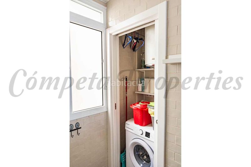 Foto 50312d46-3ec3-427e-b3cb-1f8571e9a6f2. Apartament a Centro Nerja