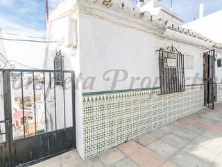 Casa adossada a Sayalonga