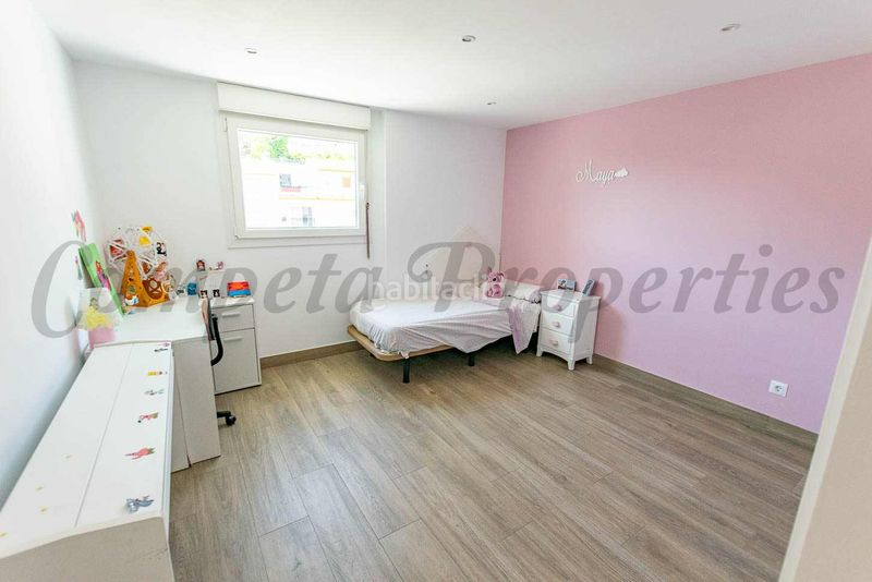 Foto f640eb6a-c4f7-4126-a8ac-3a12f76a824d. Casa adossada amb calefacció a Cómpeta