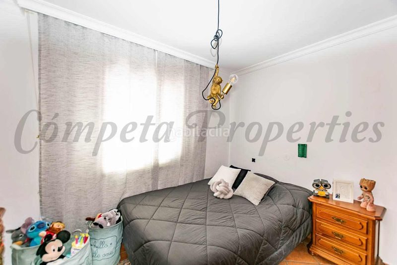 Foto 115b8e19-3ff8-4e26-bb45-cd3ad9fbffb6. Casa adossada a Cómpeta