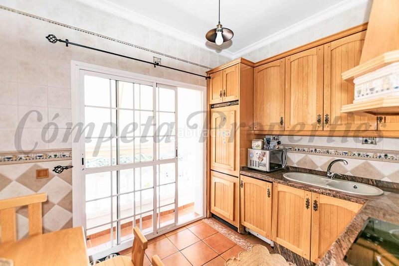 Foto 7a9c93d4-f621-439d-9b59-6f2faeb9d7f7. Casa adossada a Cómpeta