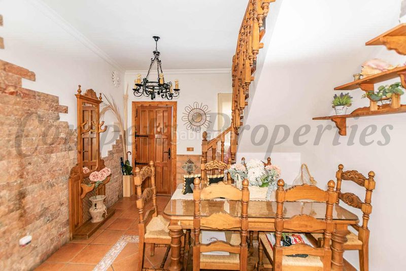 Foto fa525a65-dd8d-4c37-9689-7342e6174b9f. Casa adossada a Cómpeta