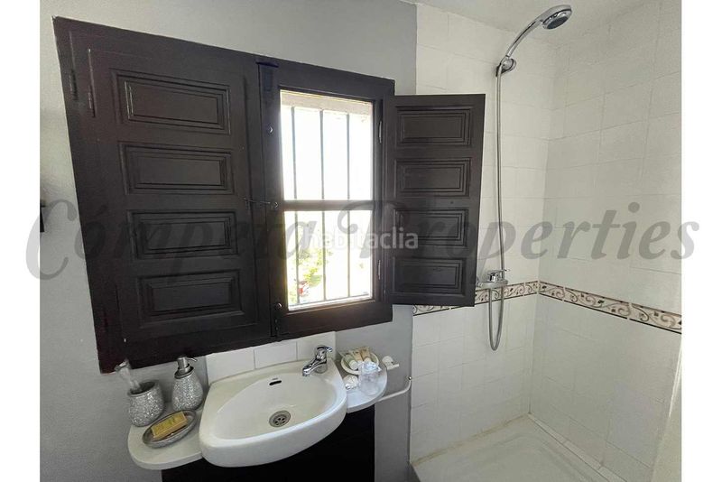 Foto c3f11b9d-0280-469a-9587-49f6ac50ffeb. Xalet amb xemeneia a Comares