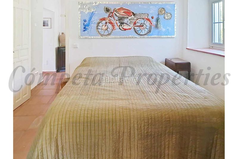 Foto 94e36fda-3499-4802-afda-bc583ac38865. Xalet amb xemeneia piscina a Centro Histórico Vélez - Málaga