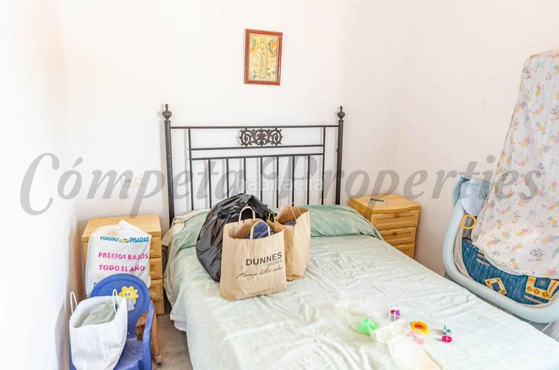 Foto 4a99acdf-4633-45d4-a576-001b899adb34. Casa amb xemeneia aparcament a Cómpeta