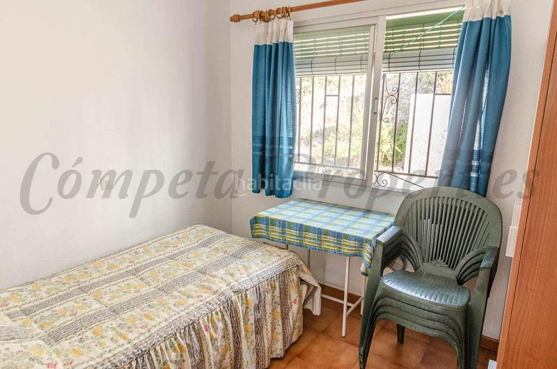 Foto b13ce31f-eb80-4726-ac51-005e302980b9. Casa amb xemeneia aparcament a Cómpeta