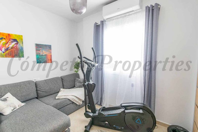 Foto 674e464c-f8de-4472-92d7-042874a4fe3e. Apartament amb calefacció a Torrox pueblo Torrox