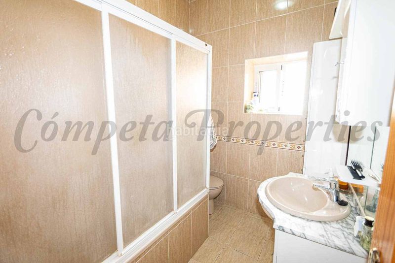 Foto 60acff7e-e3bc-43aa-b12a-9d2e6fe16389. Casa adossada a Torrox pueblo Torrox