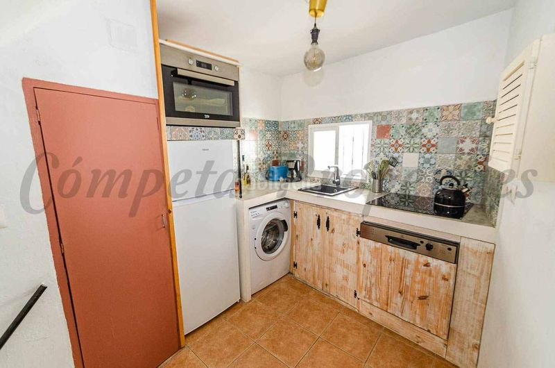 Foto 3a452dd3-a74b-46e4-8fe7-b384f49b533a. Casa adossada a Cómpeta