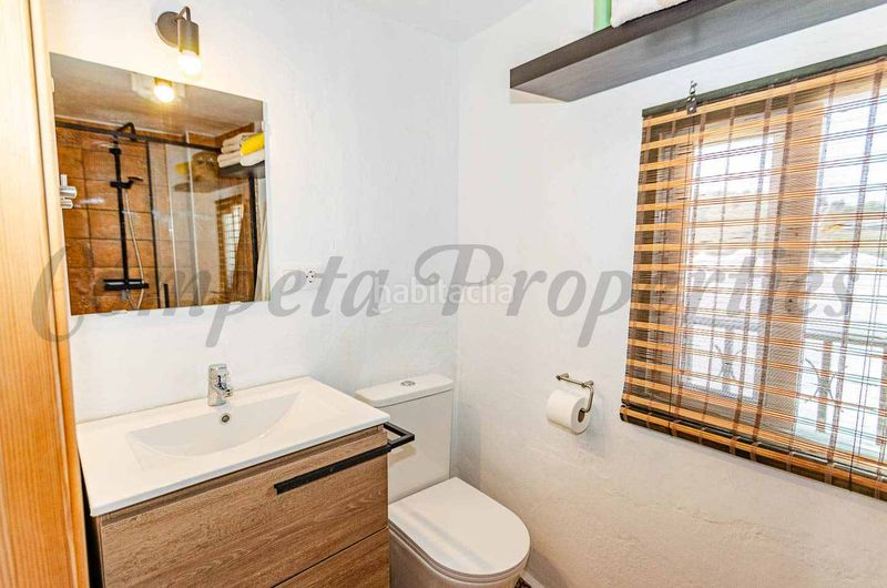 Foto ab4c1d45-0921-4b58-9b0a-61a66bf7021c. Casa adossada a Cómpeta