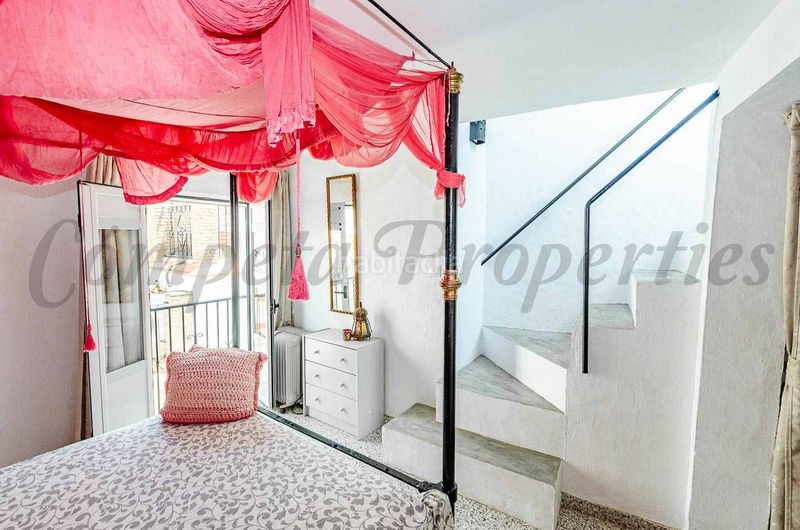 Foto d6c9937c-9a33-4f49-9a87-38d865d22c62. Casa adossada a Cómpeta