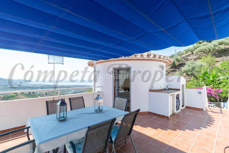 Foto 7099e3a9-c9d3-432b-9e7c-3d2439dbd952. Chalet avec cheminée parking piscine dans Torrox pueblo Torrox