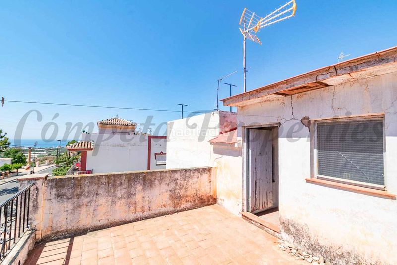 Foto 3ddc000a-13e5-492b-a1b8-d02983bea0b7. Casa adossada a Torrox pueblo Torrox
