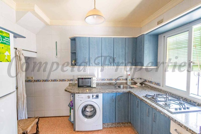 Foto 9f661cbc-4682-4b16-abd2-8883c225c11e. Casa adossada a Torrox pueblo Torrox