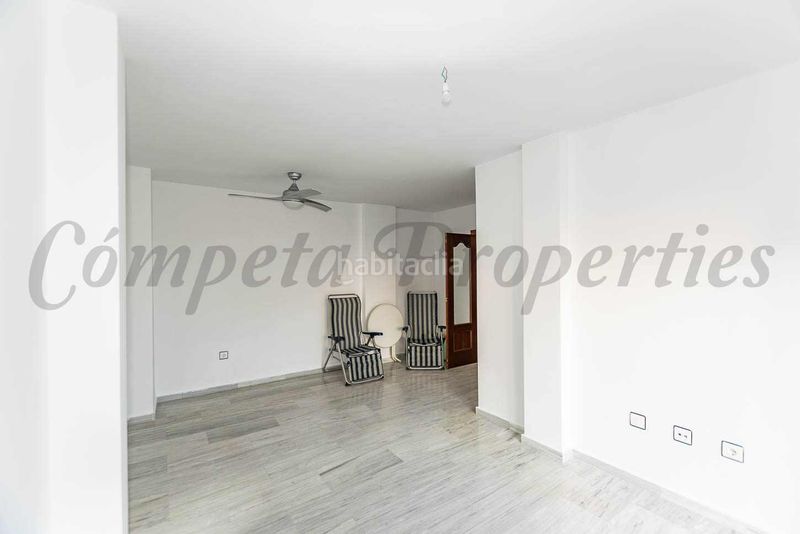 Foto ce9afb77-56d3-4950-8a04-5341392e9d03. Àtic a Paseo Marítimo de Levante Torre del Mar