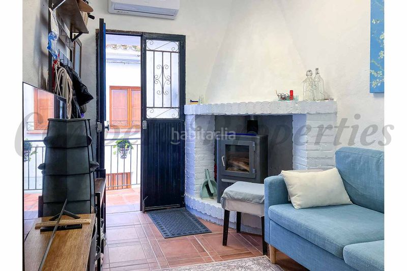 Foto f3c17a9f-44d9-4975-b3fa-45de80378213. Casa  de pueblo a la venta en Torrox pueblo Torrox