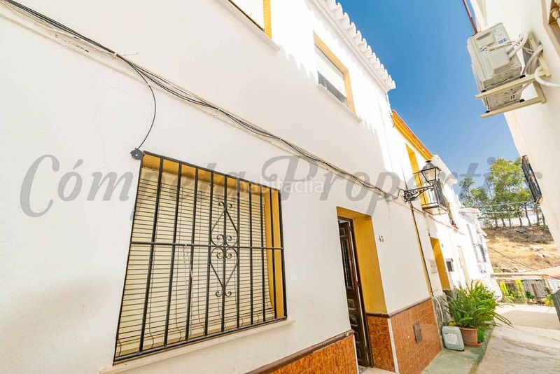 Foto b4bf69f6-7ae4-4add-8df0-c2003091e7b3. Casa adossada a Torrox pueblo Torrox