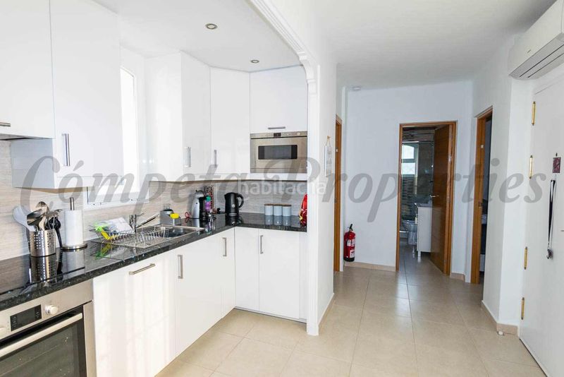 Foto b3ff7f54-05a2-4043-a387-d3a2b67a9208. Apartament amb piscina a Capistrano Nerja