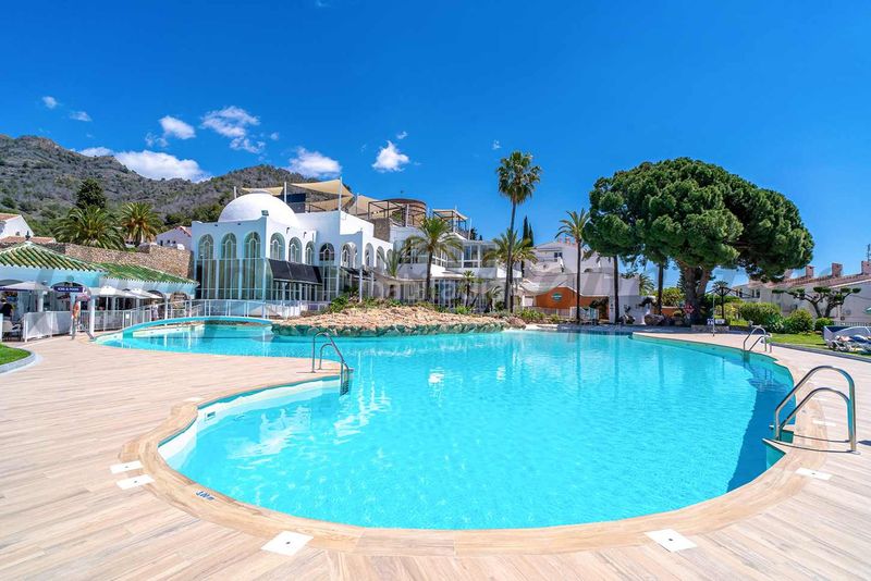 Foto c11993e9-841a-4c69-b5c6-c66733ef4acb. Apartament amb piscina a Capistrano Nerja