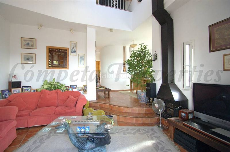 Foto 685d2aaf-60fd-4625-b2b0-22e82fd43659. Chalet avec chauffage parking piscine dans Torrox pueblo Torrox