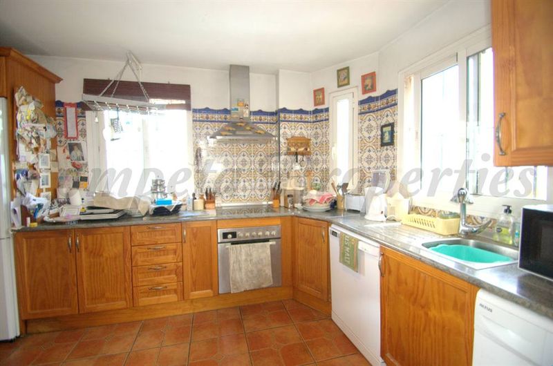 Foto 699beea3-e517-482b-a0bd-e0b53af4c75b. Chalet avec chauffage parking piscine dans Torrox pueblo Torrox