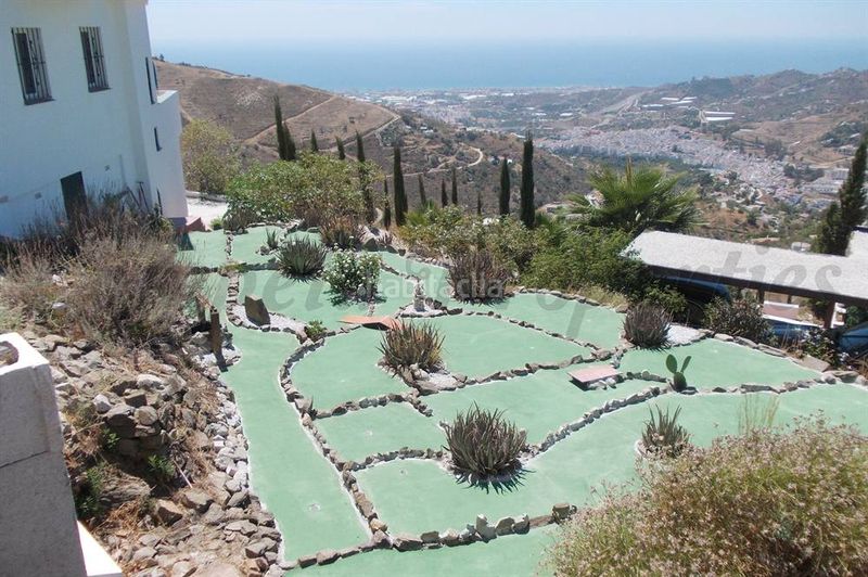 Foto 9cc5475c-6d1e-4e90-9395-bb24cfc929c3. Chalet avec chauffage parking piscine dans Torrox pueblo Torrox