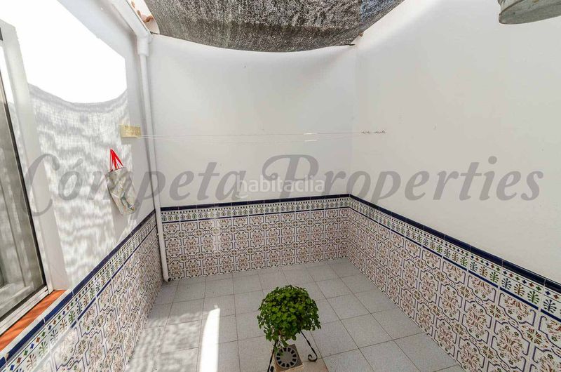 Foto 0b286b09-5035-4c85-a316-acf7a72be8a8. Xalet amb xemeneia aparcament piscina a Cómpeta