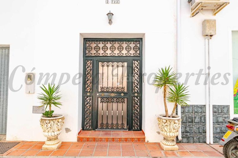 Foto aec27e74-bc58-4e27-b59a-2b2815614f89. Apartament a Cómpeta