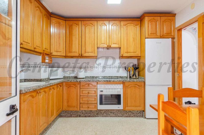 Foto bf7da6fe-5136-4277-910a-4443666fd32d. Apartament a Cómpeta