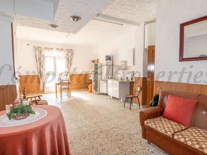 Foto 9b9b9365-505f-4ca3-bff6-fd971a60c1d5. Maison jumelée avec chauffage dans Torrox pueblo Torrox