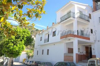 Casa in Canillas de Aceituno. Casa pueblo en canillas de aceituno