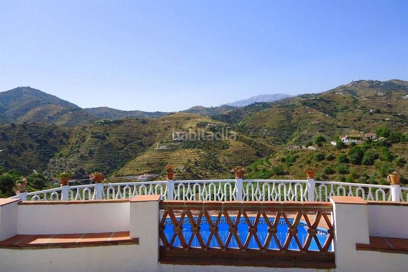 Foto 58e96cec-b9ab-483b-ac55-6e37a01116d7. Casa con piscina in Torrox pueblo Torrox