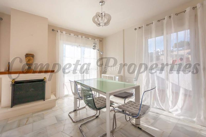 Foto 52b297eb-7cc3-4938-9a09-a0c43f7d084e. Casa amb aparcament piscina a Frigiliana