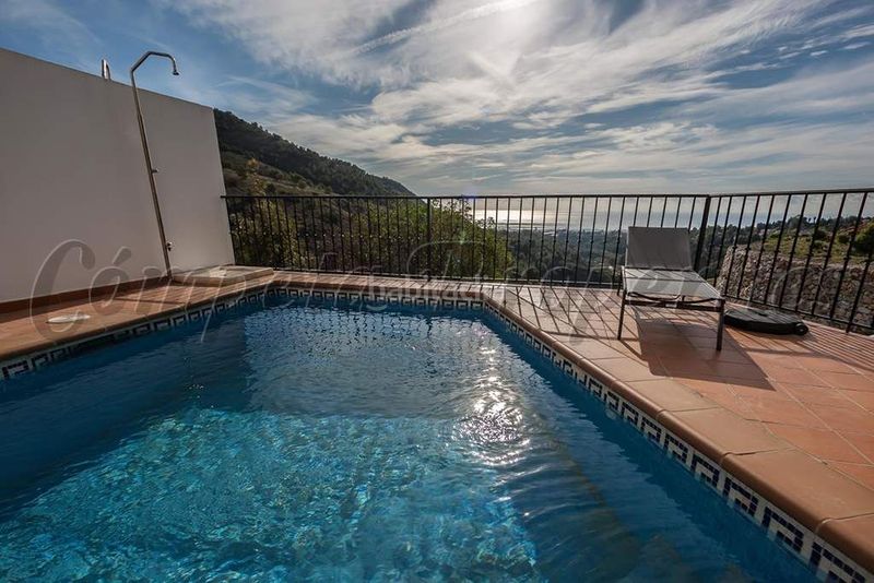 Foto b0e86ffa-4938-49c9-ac21-c2c519d663ef. Casa amb aparcament piscina a Frigiliana