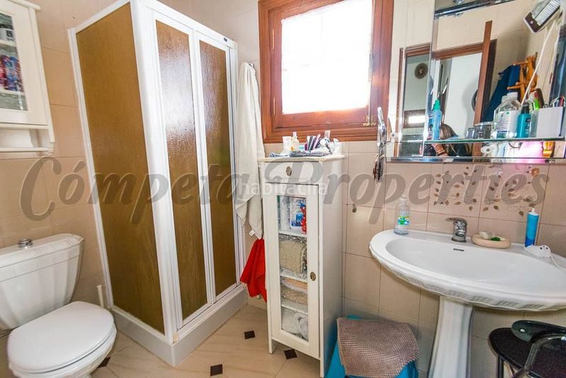Foto c2fea183-ad4e-4365-bf30-563df69f7a37. Maison avec piscine dans Torrox pueblo Torrox