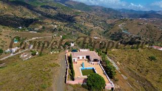 Haus in Sedella. Casa de campo en sedella