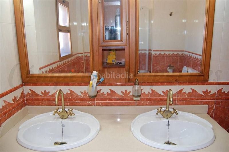 Foto e88ca54b-c868-4643-bfed-0c596a90d7e2. Casa amb calefacció piscina a Sedella