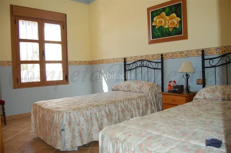 Foto efc7aff9-d13d-44d3-a3a9-fa3469c4e7c5. Casa amb calefacció piscina a Sedella