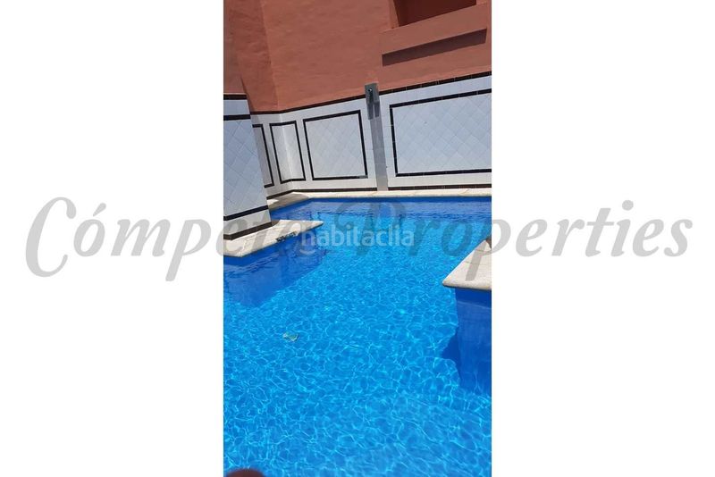 Foto dcc16d5e-ce3b-4d84-821f-1236ffb61b2f. Maison avec parking piscine dans Avda Pescia - Ctra de Frigiliana Nerja