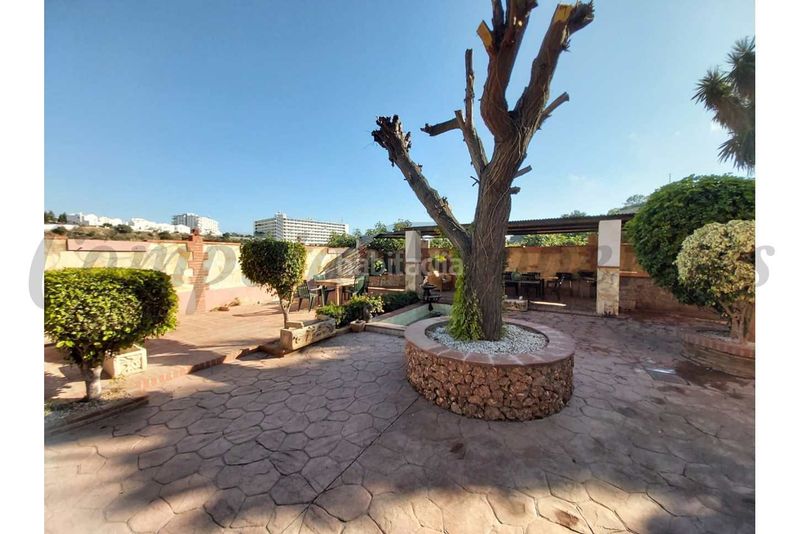 Foto e2d4528f-dd28-40c5-a66e-b07aeca609fb. Maison avec parking piscine dans Avda Pescia - Ctra de Frigiliana Nerja