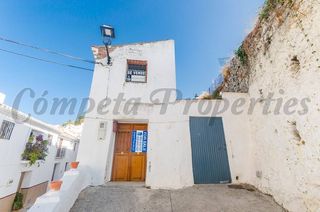 House in Sedella. Casa pueblo en sedella