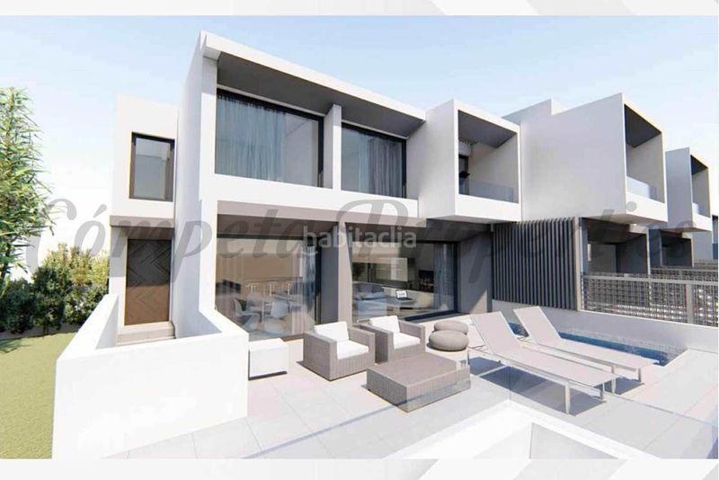 Foto ecd260ab-42a6-4665-8f95-d20267885271. Casa amb aparcament a El Peñoncillo Torrox