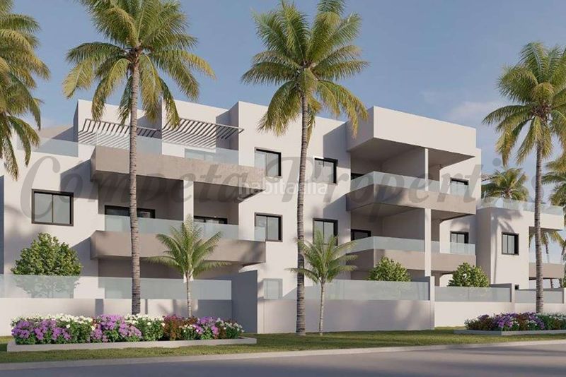Foto 766a8fe1-51f5-4de9-a294-f6a117b4a907. Apartament amb aparcament piscina a Almayate Bajo