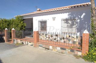 House in Sayalonga. Casa de campo en sayalonga