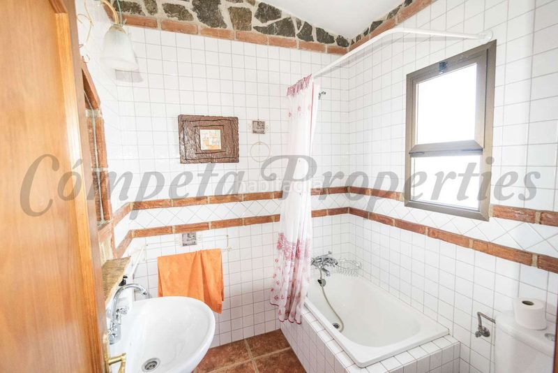 Foto 0c86a286-f4c4-47bc-9989-991254be708e. Haus mit parking pool in Torrox pueblo Torrox